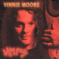 Moore, Vinnie