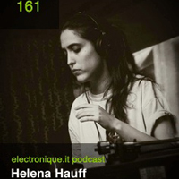 Helena, Hauff