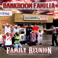 Darkroom Familia