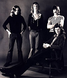 Stoned don t. Группа Caravan. Caravan группа (1975). Caravan Band discography. Blacktooth Caravan группа.